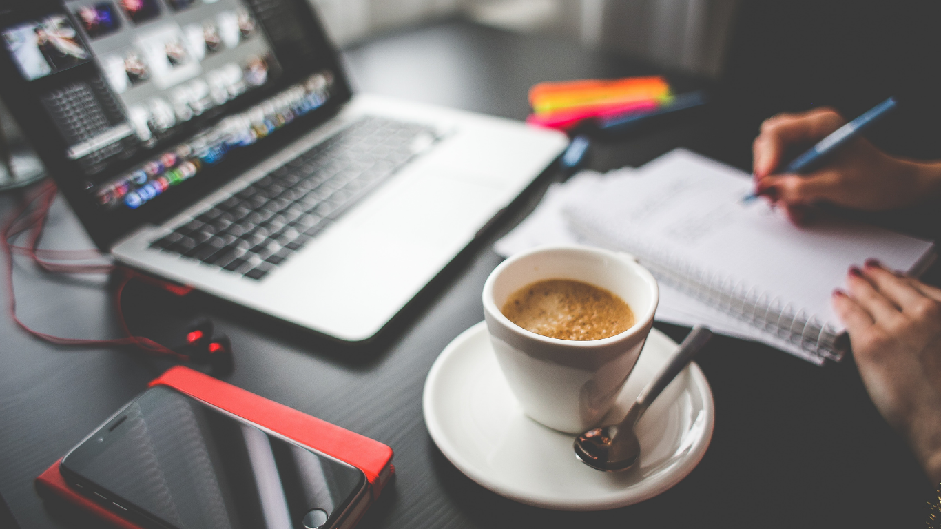 A placeholder background image with dimensions 1920x1080